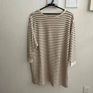 ユニクロ(UNIQLO)のユニクロ　ボーダー　チュニック　ロングtシャツ(Tシャツ(長袖/七分))