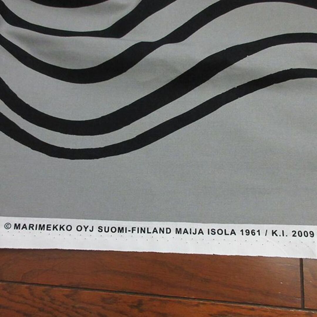 marimekko(マリメッコ)の302×145cm マリメッコ SILKKIKUIKKA ファブリック 生地 ハンドメイドの素材/材料(生地/糸)の商品写真