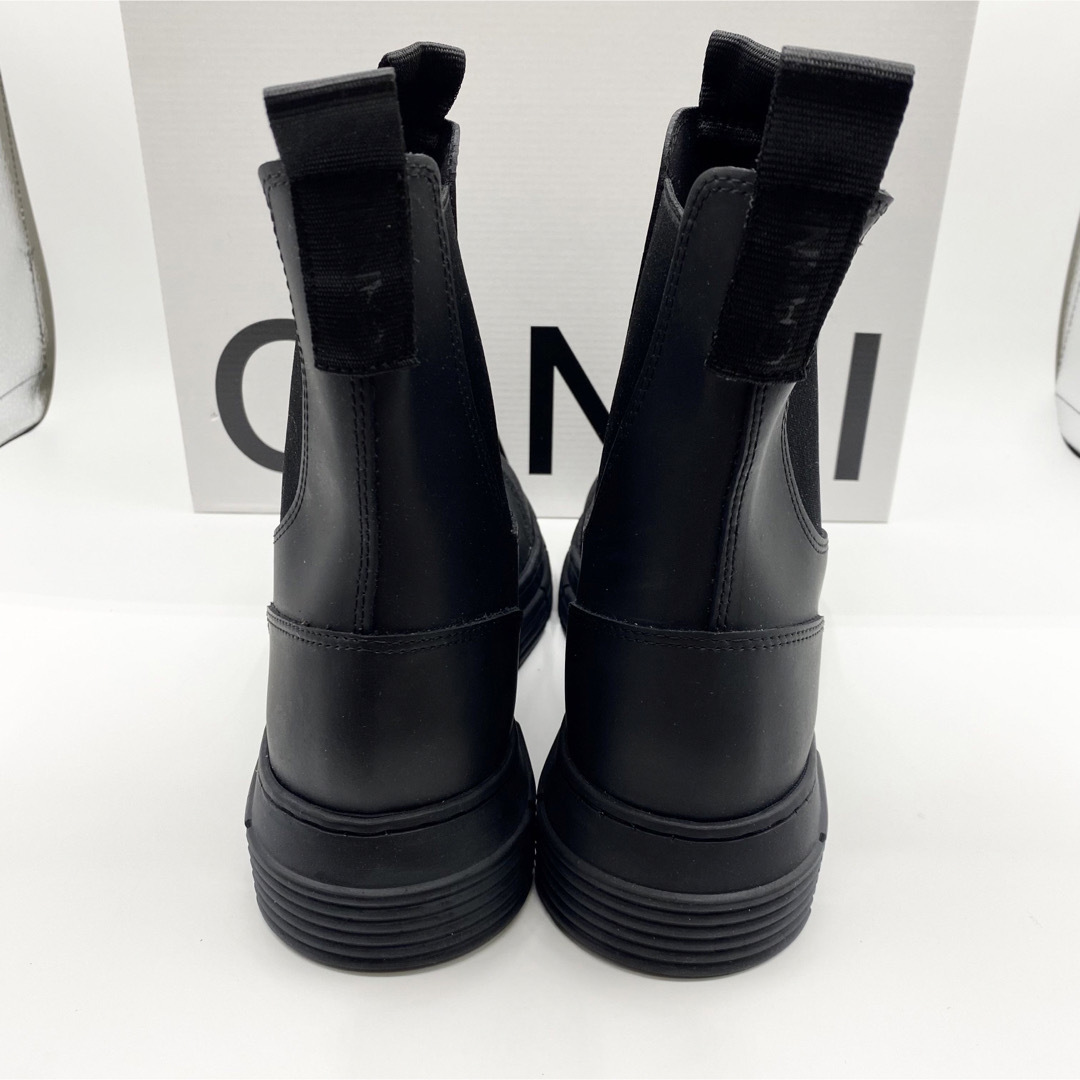 新品未使用！送料込み★Ganni★Rubber Chelsea Boots レディースの靴/シューズ(ブーツ)の商品写真