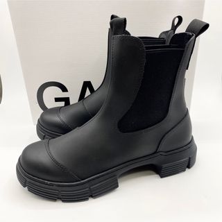 新品未使用！送料込み★Ganni★Rubber Chelsea Boots(ブーツ)