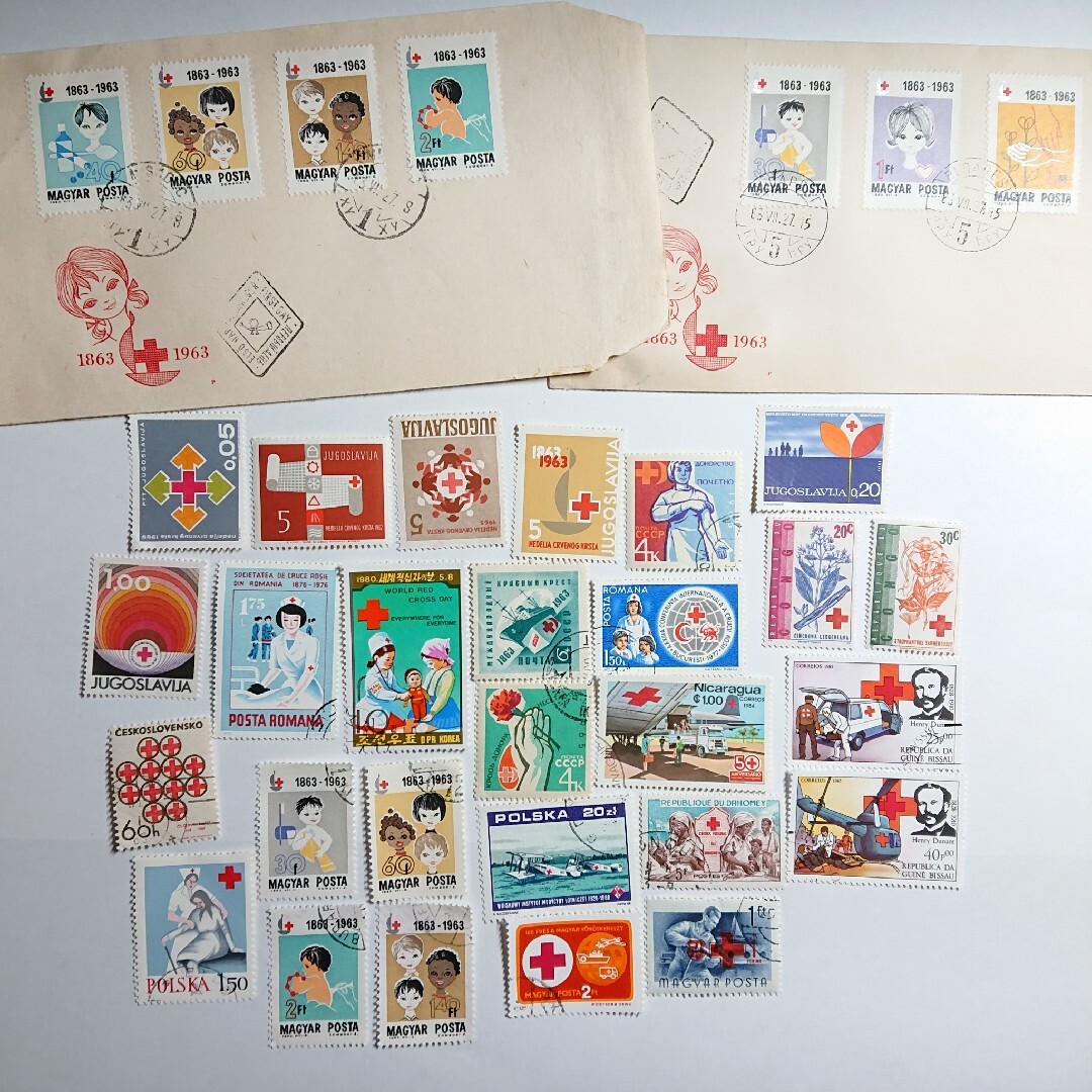 外国  使用済み  切手 封筒  赤十字 エンタメ/ホビーのコレクション(使用済み切手/官製はがき)の商品写真