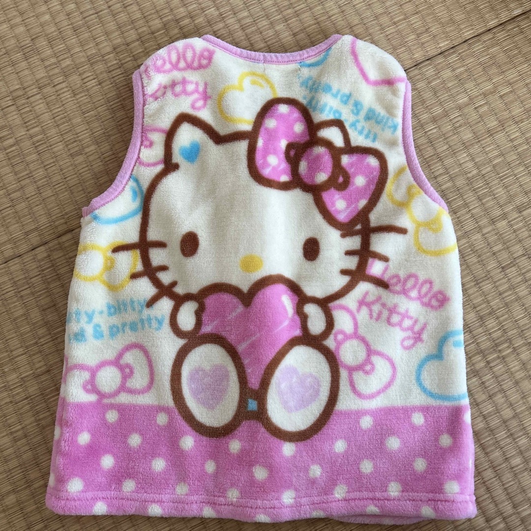 サンリオ(サンリオ)のキティちゃん スリーパー 110cm キッズ/ベビー/マタニティのキッズ服女の子用(90cm~)(パジャマ)の商品写真