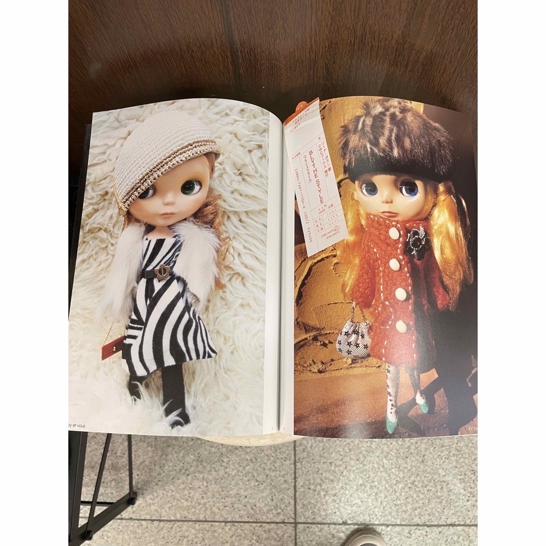 Takara Tomy(タカラトミー)のネオブライス　ルージュノワール未開封品とブライスの本「BLYTHE STYLE」 ハンドメイドのぬいぐるみ/人形(人形)の商品写真