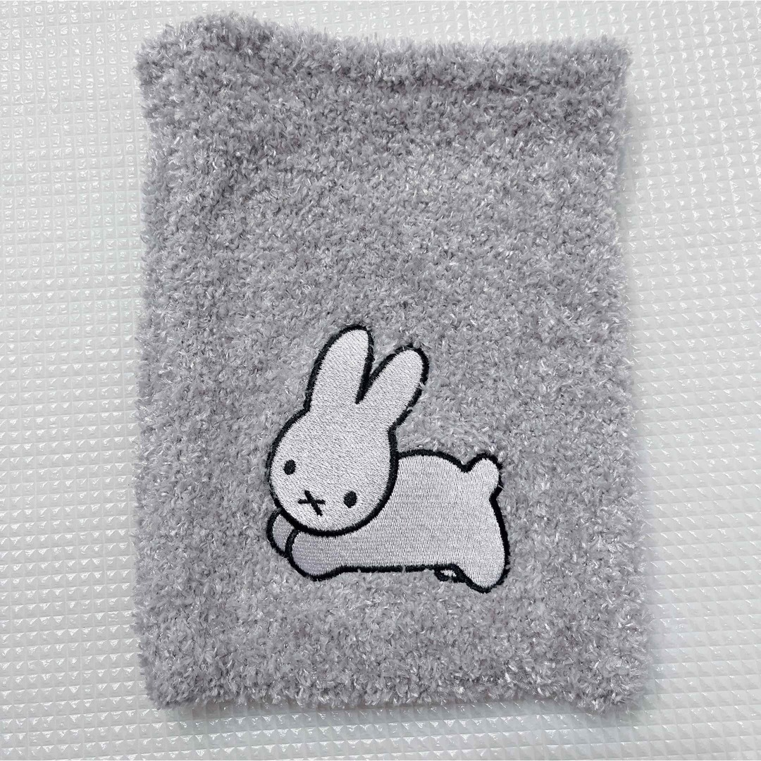 miffy(ミッフィー)のミッフィー ディックブルーナ 袋 巾着 ポーチ 入れ物 レディースのファッション小物(ポーチ)の商品写真