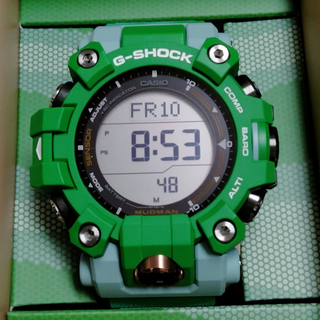 【新品】CASIO G-SHOCK GMW-B5000GD-9JF　国内正規品