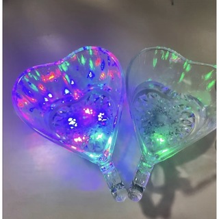 新品　透明ハート型ライトコップクリスマス yプレゼント 2個入れセット(食器)