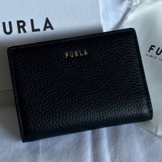 未使用 FURLA フルラ 折財布 カーキ