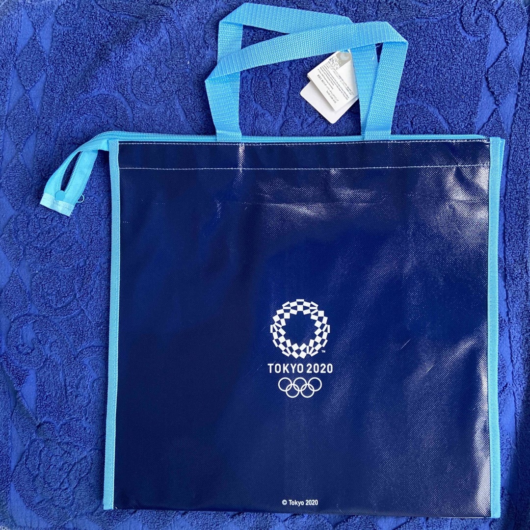 東京オリンピック2020記念　バッグ スポーツ/アウトドアの野球(記念品/関連グッズ)の商品写真