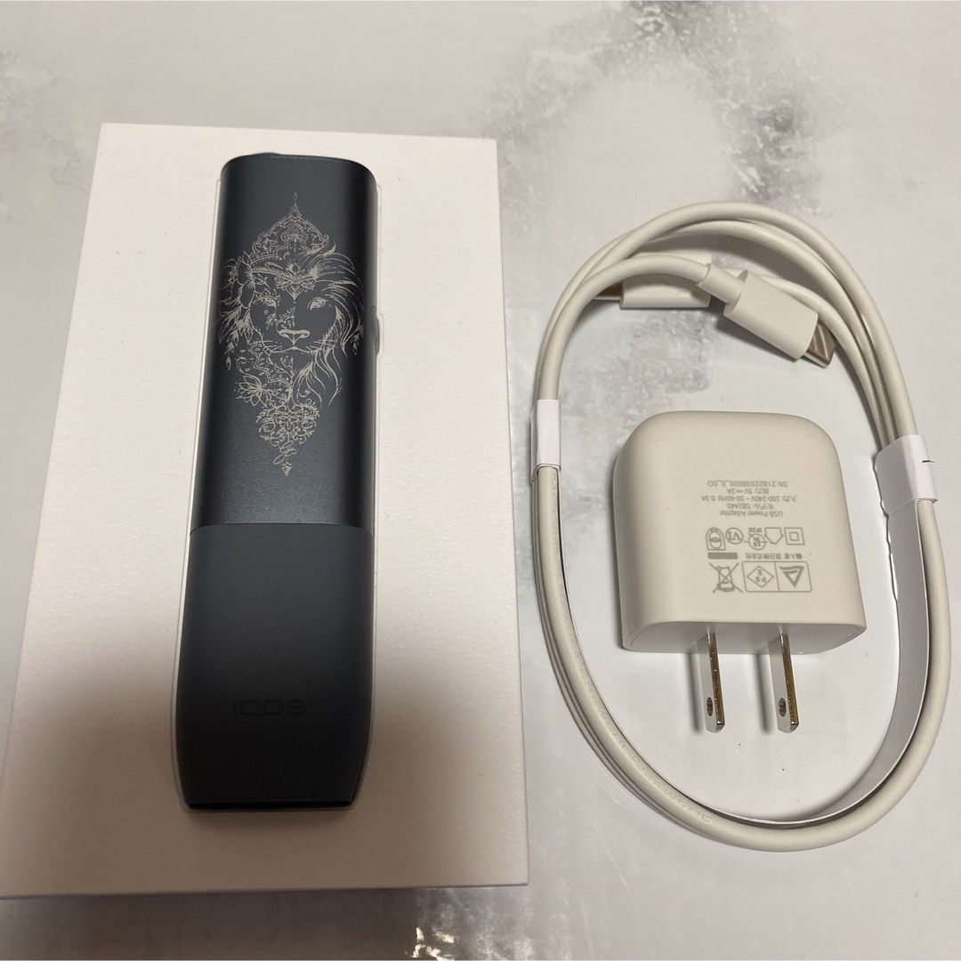 iQOS ILUMAONE イルマワン 加工 ライオン トライバル タトゥー 黒