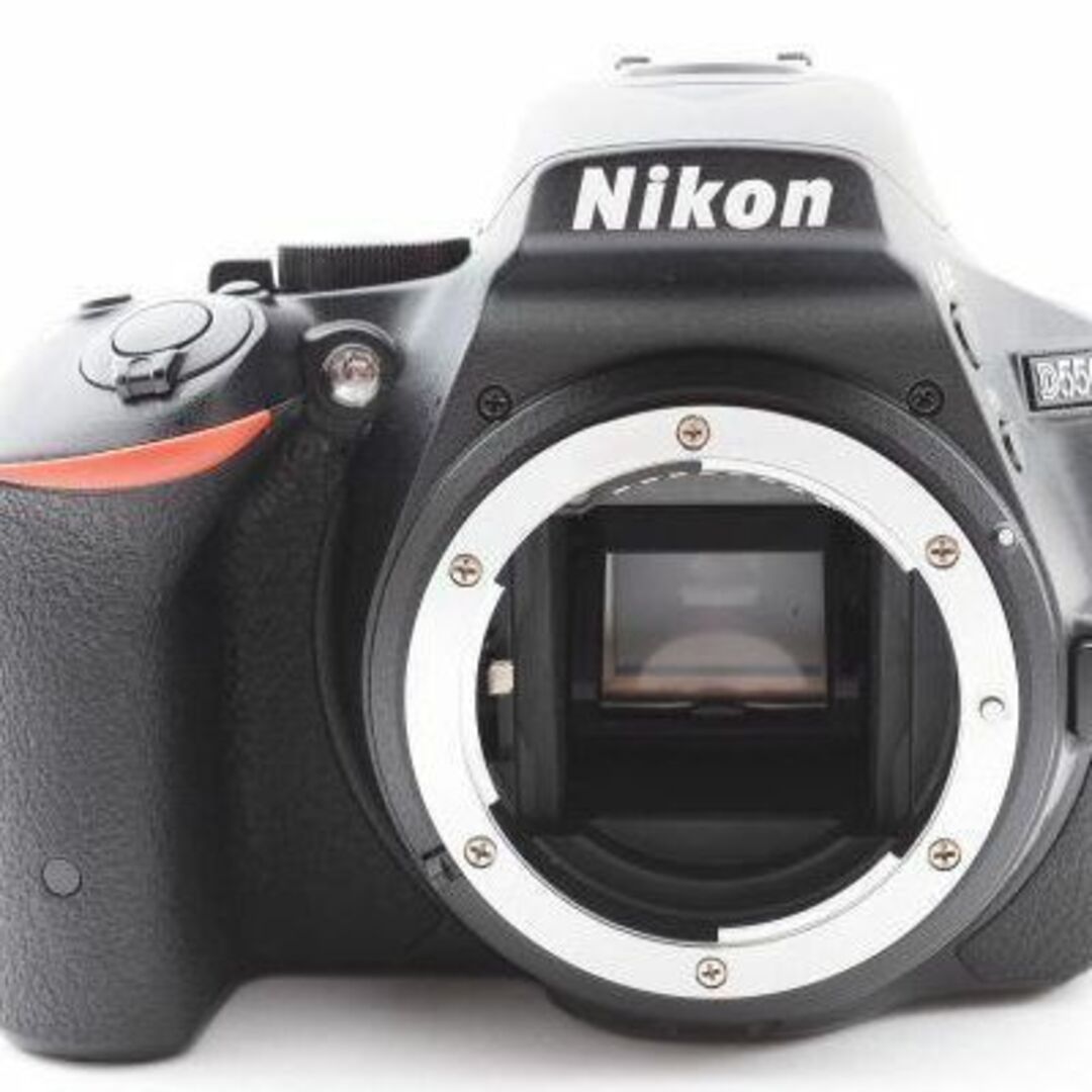 Nikon - 【美品】ニコン Nikon D5500 ボディ 《ショット数8434回》の