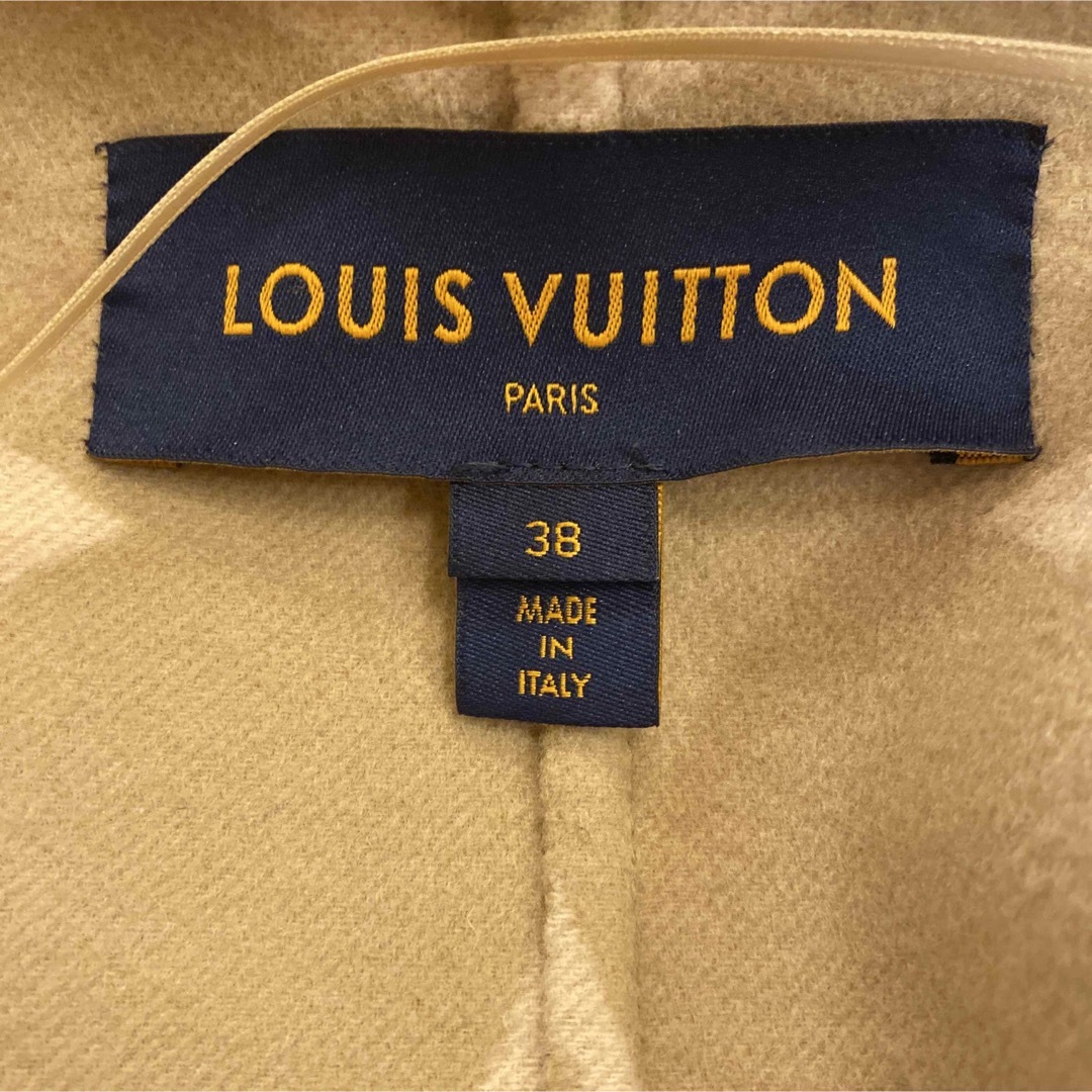 LOUIS VUITTON(ルイヴィトン)のルイヴィトンコート レディースのジャケット/アウター(ロングコート)の商品写真