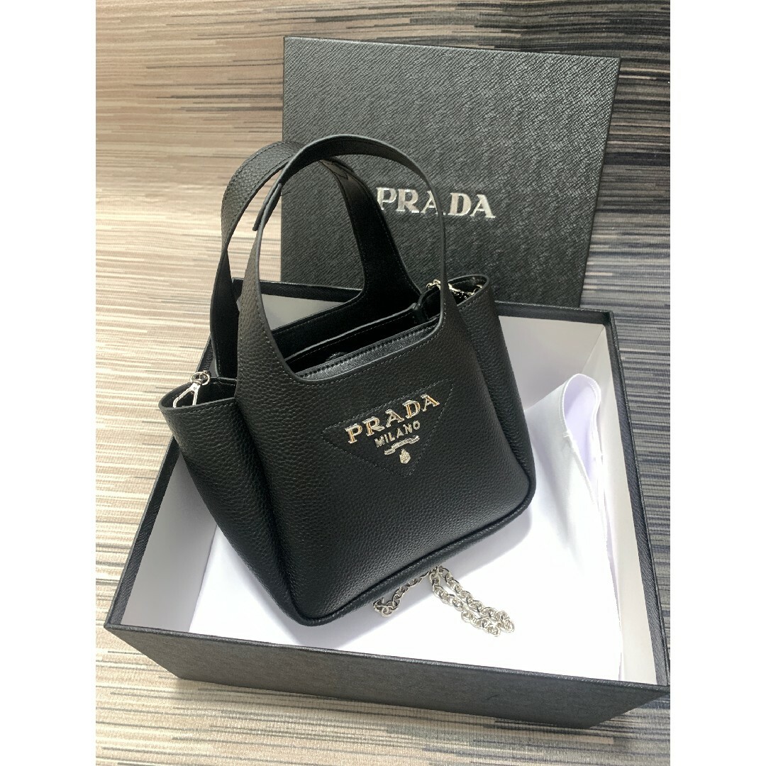 極美品✨PRADA プラダ　レザー 2wayショルダーバッグ、ハンドバッグ