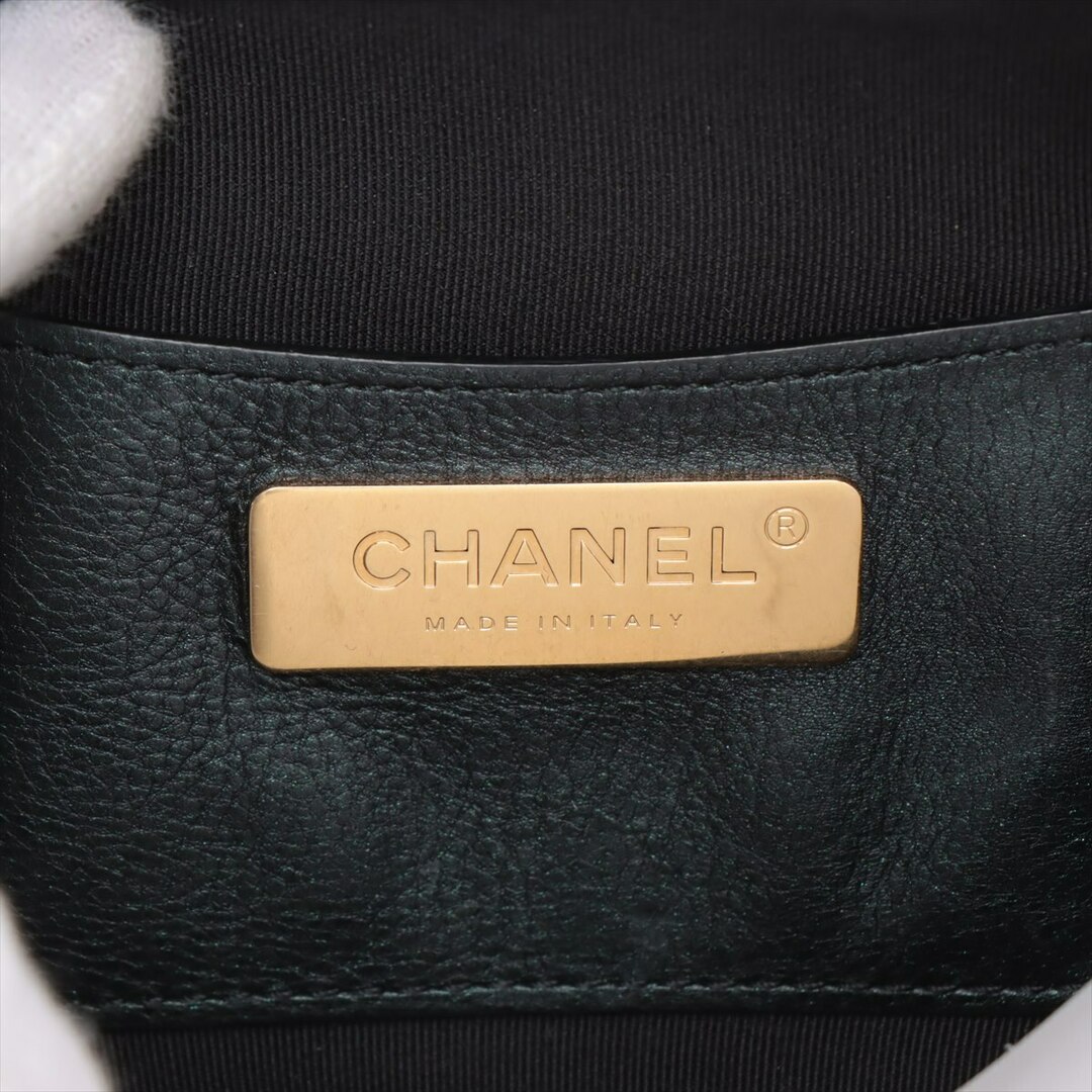 CHANEL(シャネル)のシャネル  キャビアスキン  ブラック レディース ウエストバッグ レディースのバッグ(ボディバッグ/ウエストポーチ)の商品写真