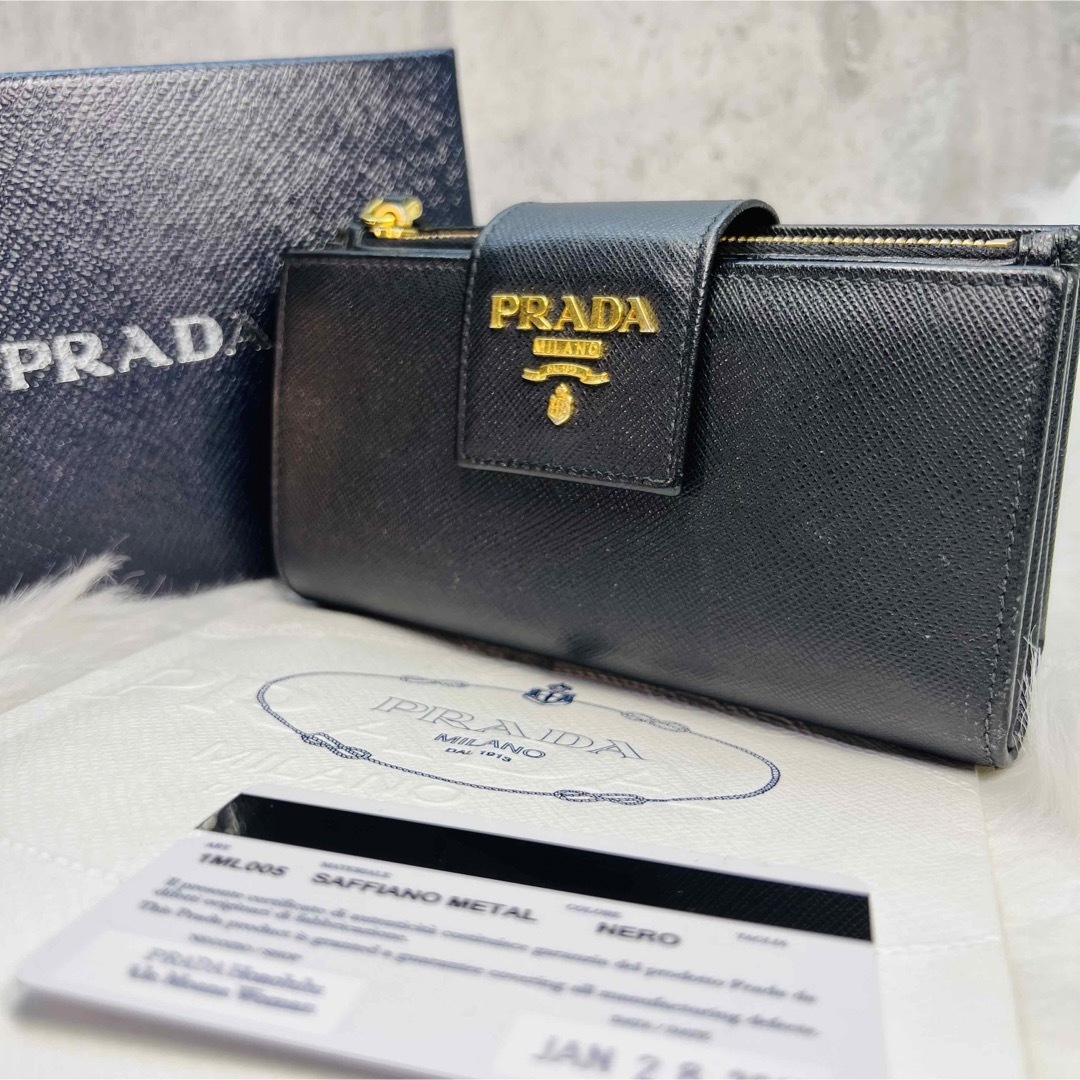 PRADA(プラダ)の極美品✨ 完備品 プラダ PRADA  折り財布 サフィアーノ レザー ブラック レディースのファッション小物(財布)の商品写真