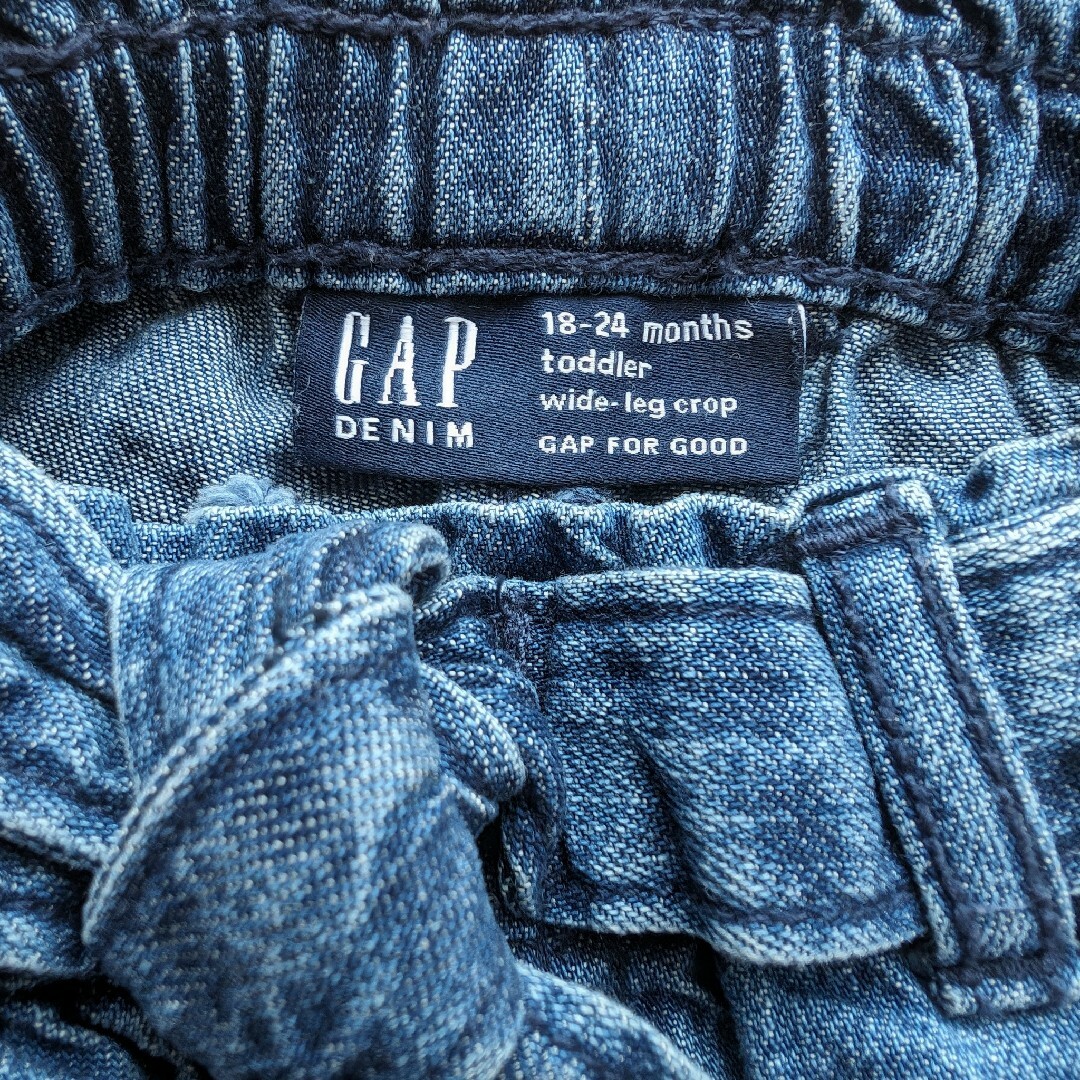 GAP(ギャップ)の【GAP】90 ワイドレッグクロップ　ジーンズ キッズ/ベビー/マタニティのキッズ服女の子用(90cm~)(パンツ/スパッツ)の商品写真