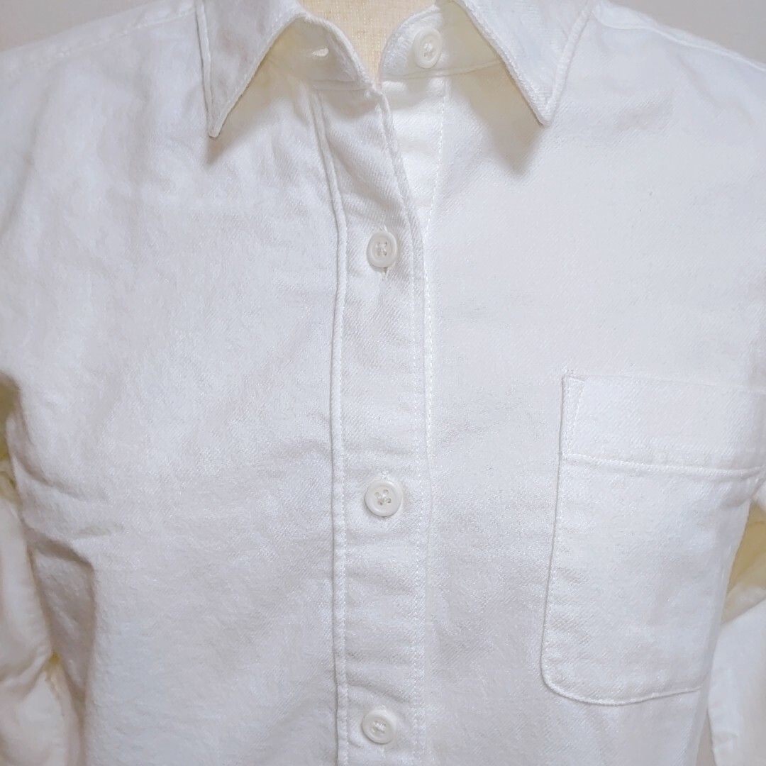 MUJI (無印良品)(ムジルシリョウヒン)のMUJI　無印用品　長袖シャツ　ホワイト　白　シャツ　ブラウス　良品計画 レディースのトップス(シャツ/ブラウス(長袖/七分))の商品写真
