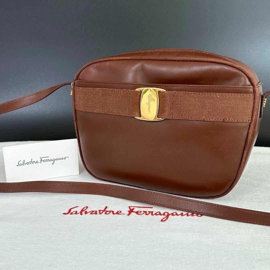 H約18cmSalvatore Ferragamo フェラガモ ショルダーバッグ  ブラウン