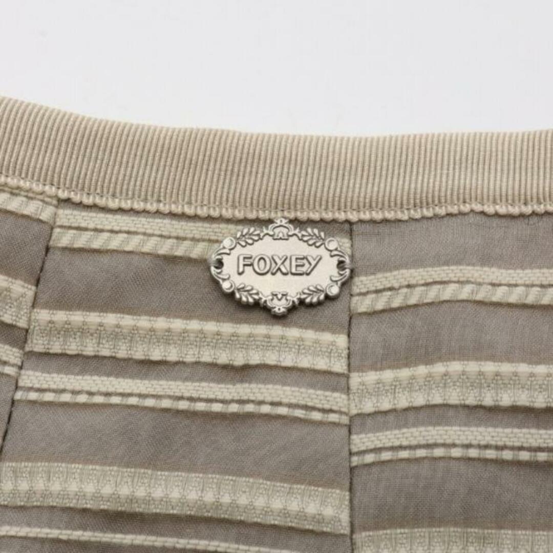 FOXEY(フォクシー)のプラチナムボーダー スカート ウール グレーベージュ レディースのスカート(ひざ丈スカート)の商品写真