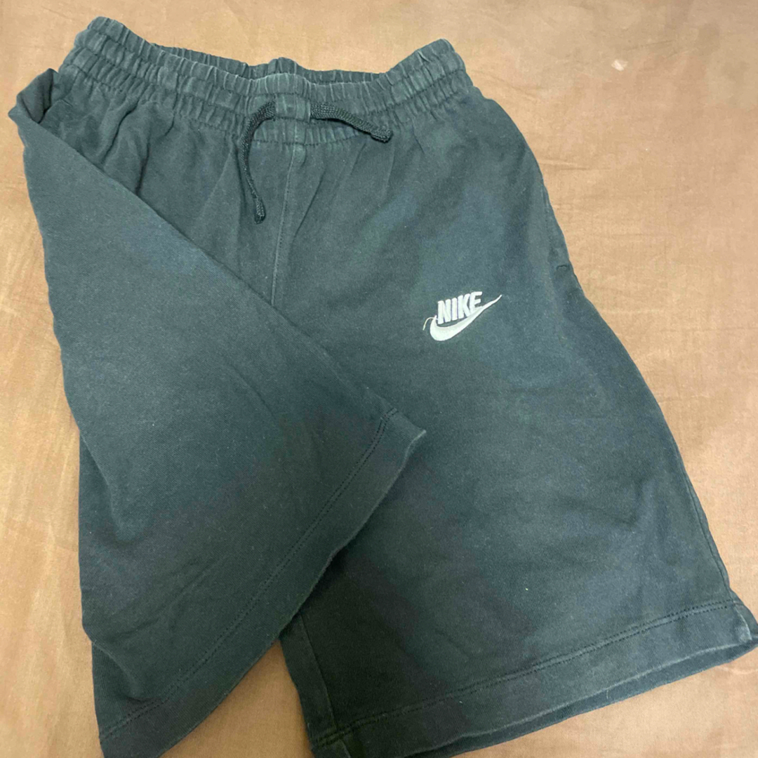 NIKE(ナイキ)のNIKEハーフパンツ キッズ/ベビー/マタニティのキッズ服男の子用(90cm~)(パンツ/スパッツ)の商品写真