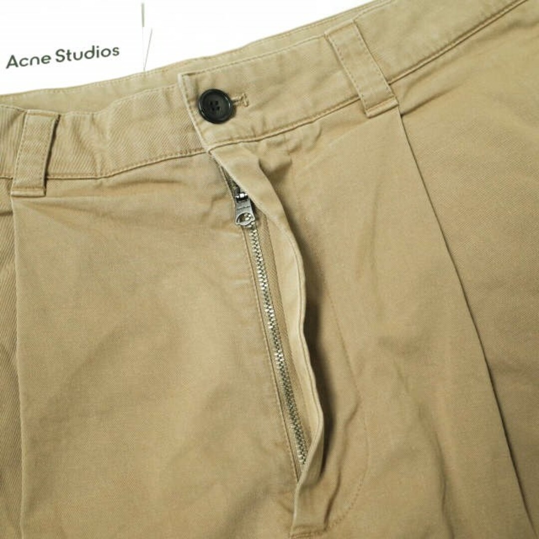 Acne Studios(アクネストゥディオズ)のAcne Studios アクネストゥディオズ WIDE LEG TORUSERS 1プリーツワイドトラウザーズ FN-MN-TROU000475 44 ベージュ チノパンツ テーパード ボトムス【中古】【Acne Studios】 メンズのパンツ(チノパン)の商品写真