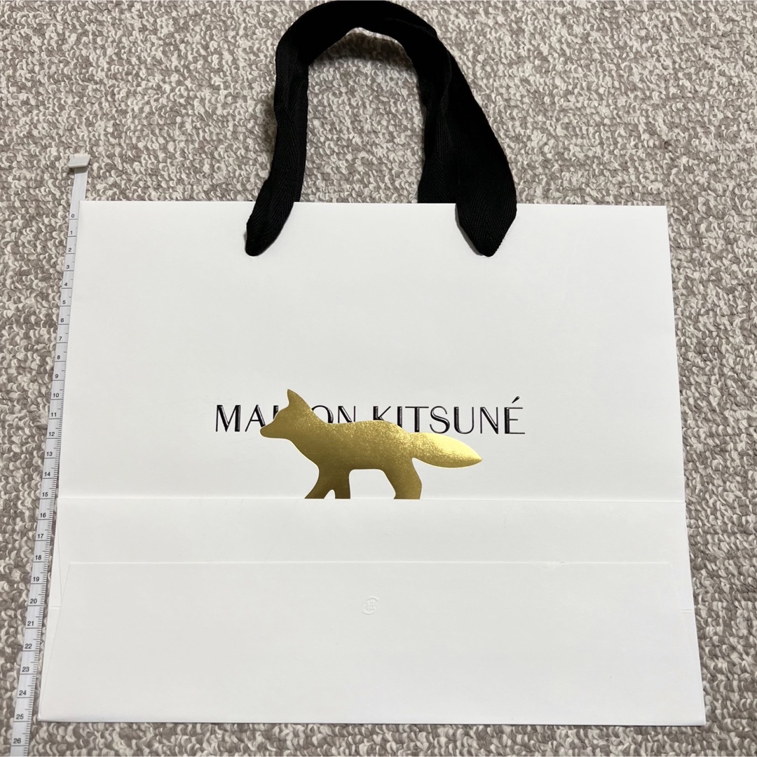 MAISON KITSUNE'(メゾンキツネ)のメゾンキツネ　ショッパー レディースのバッグ(ショップ袋)の商品写真