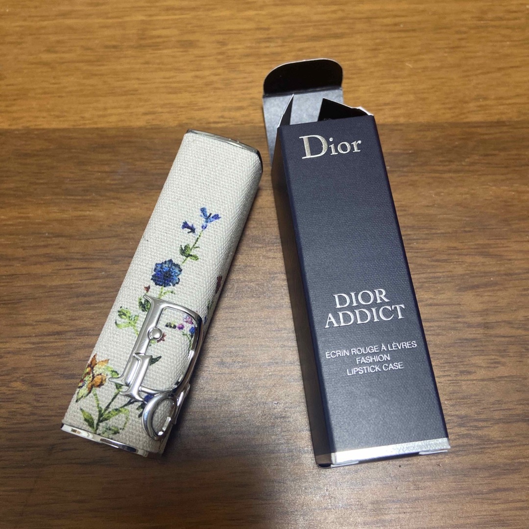 Dior(ディオール)のディオール　リップケース コスメ/美容のメイク道具/ケアグッズ(ボトル・ケース・携帯小物)の商品写真