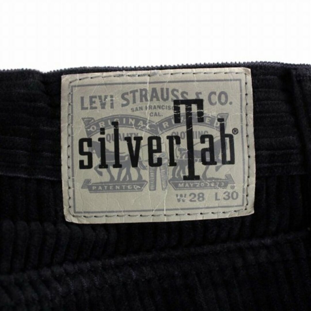 Levi's(リーバイス)のLevi's シルバータブ コーデュロイパンツ ジップフライ W28L30 黒 メンズのパンツ(スラックス)の商品写真