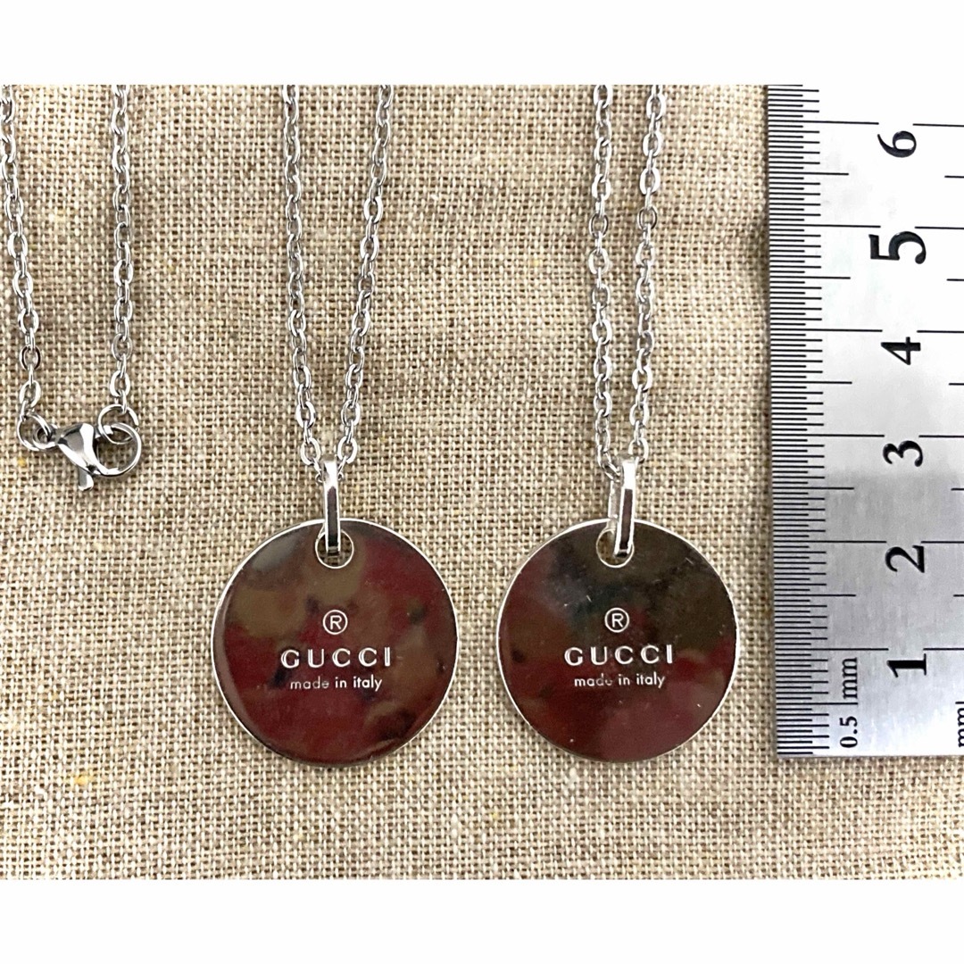 Gucci(グッチ)のグッチ ペアネックレス ラウンド/サークル/丸型 ネックレス/ペンダント メンズのアクセサリー(ネックレス)の商品写真