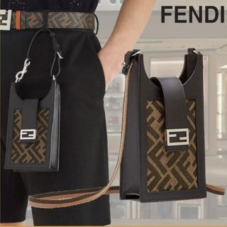 フェンディ(FENDI)のFENDI  スマホポーチ(ショルダーバッグ)