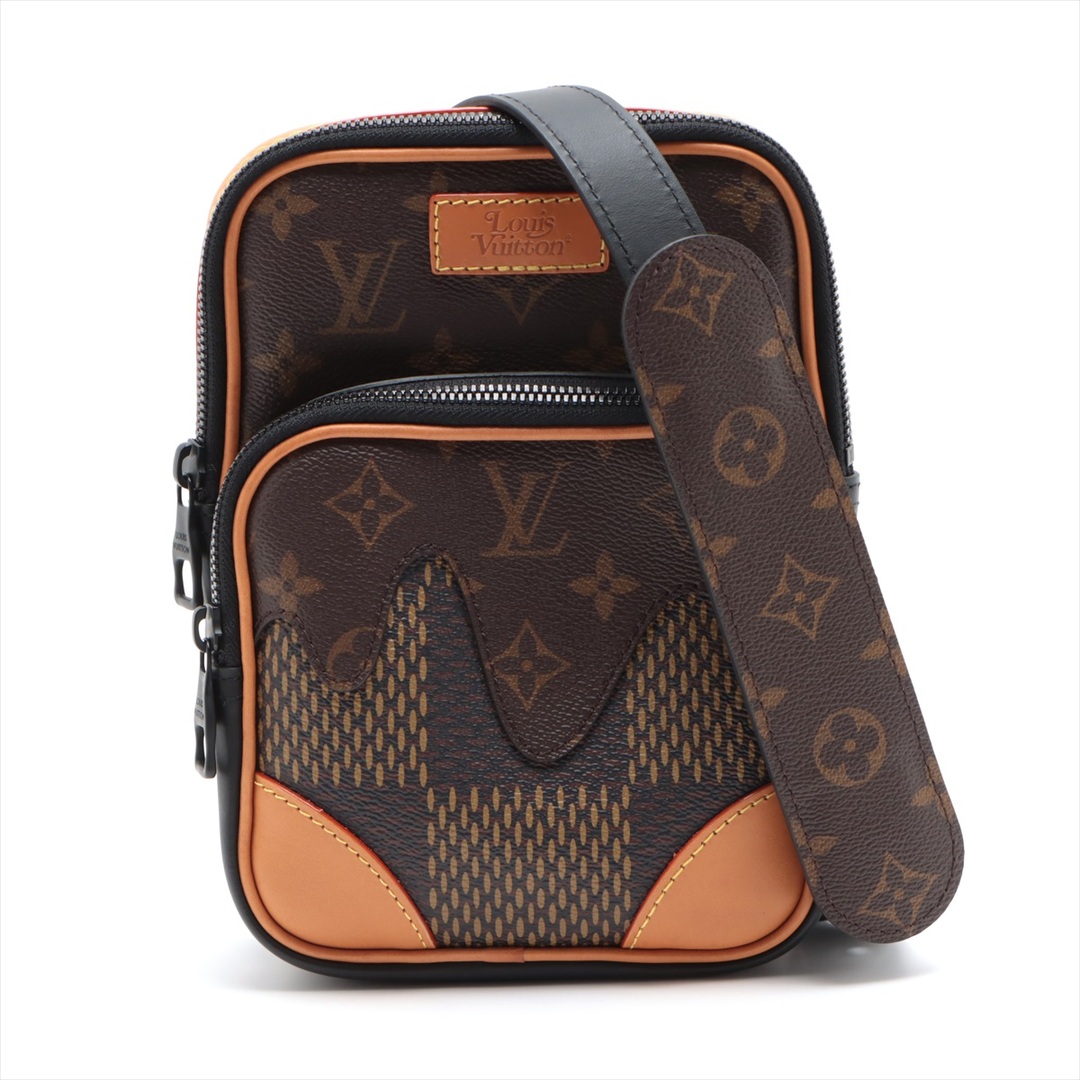 LOUIS VUITTON(ルイヴィトン)のヴィトン×NIGO アマゾン スリングバッグ   ブラウン ユニセックス レディースのバッグ(ボディバッグ/ウエストポーチ)の商品写真