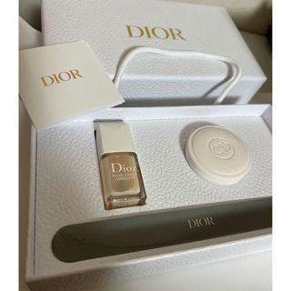 ディオール(Dior)のDIOR ネイルケアセット　新品未使用(ネイルケア)