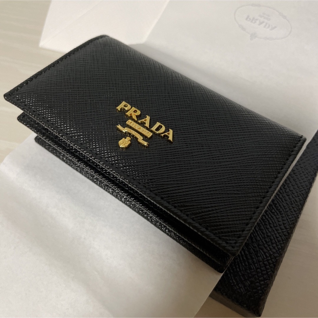 【新品・未使用】PRADA 名刺入れ　カードケース　サファイアーノレディース