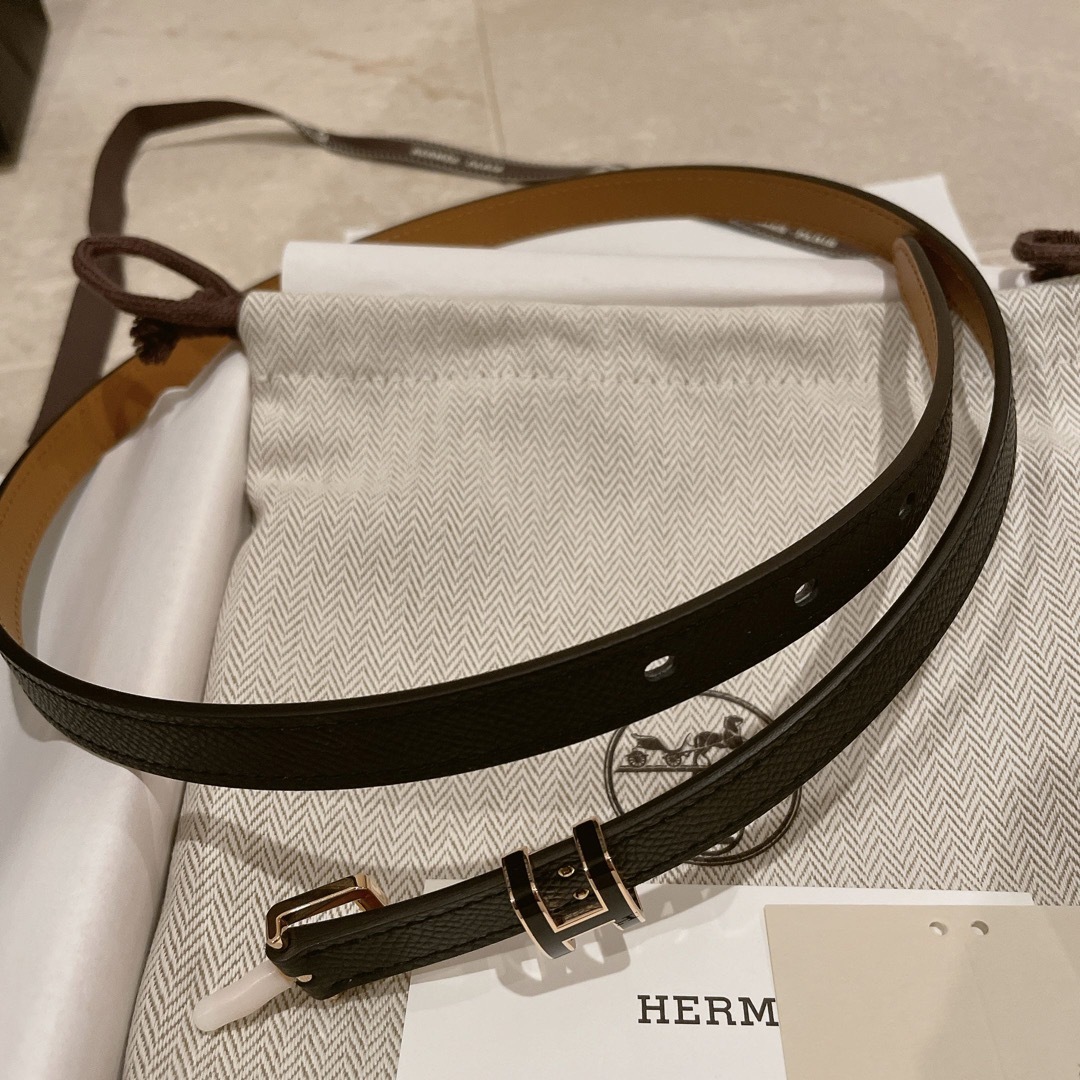 Hermes(エルメス)の新品未使用 hop h ポップH ベルト 75 ノアール黒×ピンクゴールド レディースのファッション小物(ベルト)の商品写真