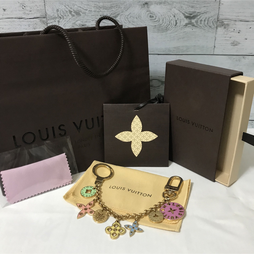 LOUIS VUITTON(ルイヴィトン)の阿波様【状態良好】LOUIS VUITTON  ポルトクレ シェンヌ ルーピング レディースのファッション小物(キーホルダー)の商品写真