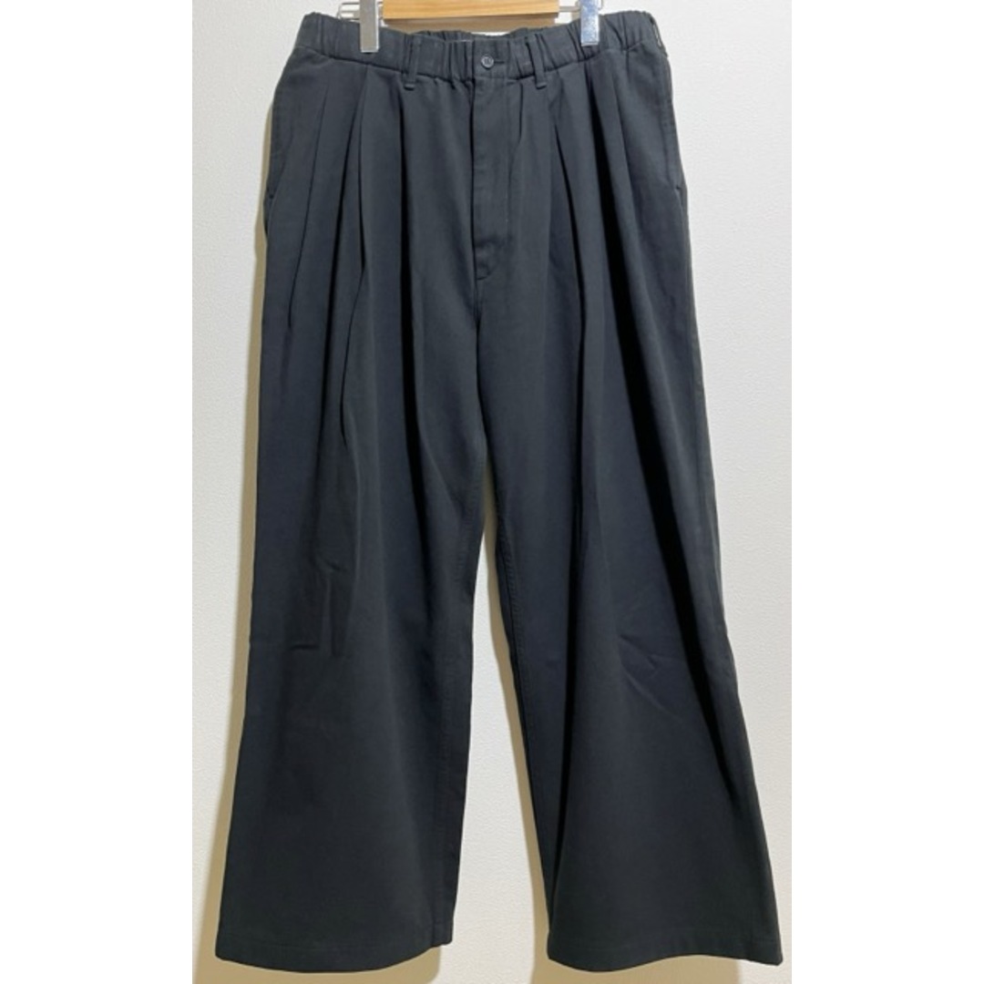 COOTIE(クーティー)のCOOTIE (クーティー)  Hard Twisted Yarn Twill 3 Tuck Wide Trousers　３タック　イージーパンツ 【A31138-007】 メンズのパンツ(その他)の商品写真