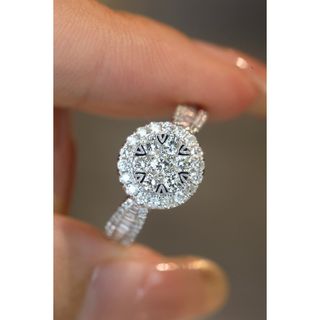 天然ダイヤモンドリング0.9ct　k18(リング(指輪))