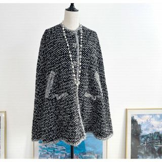 シャネル(CHANEL)の★CHANEL★極美品★グリポア★極上ツイードダブルフェイス★マントコート(ポンチョ)