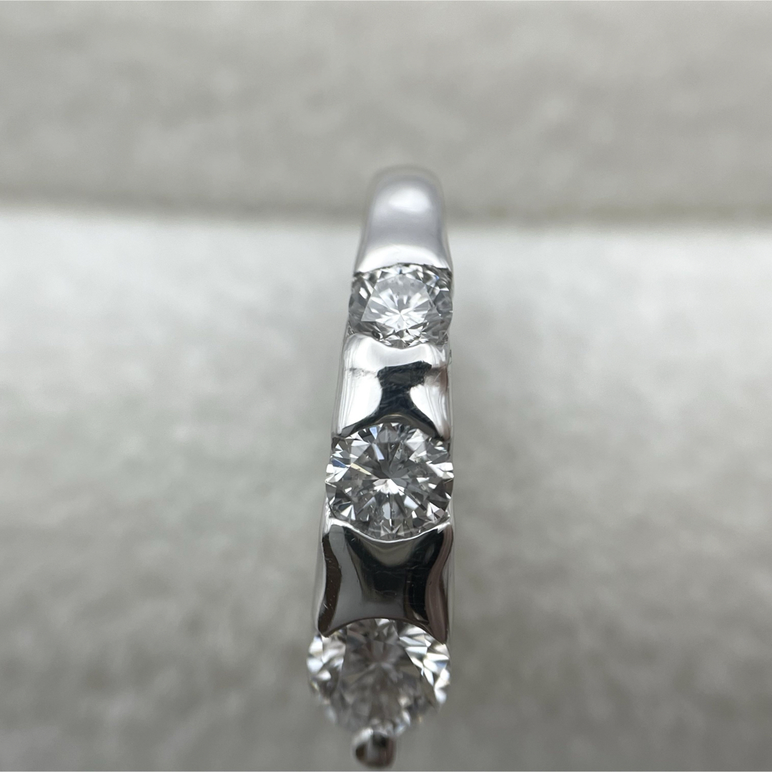 アクセサリーpt900 ダイヤ0.35ct ペンダントトップ