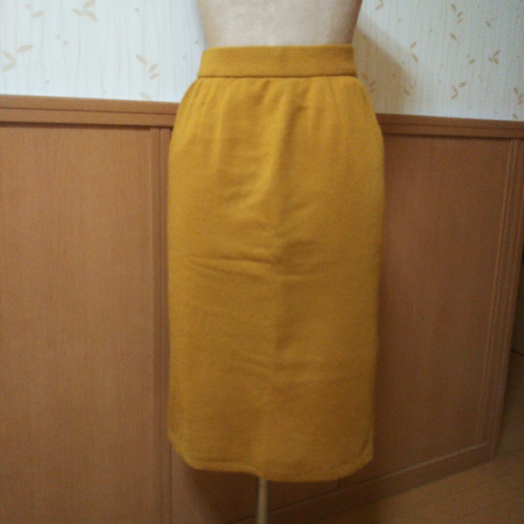 Rogica(ロジカ)のロジカ ニットスカート Lサイズ レディースのスカート(ひざ丈スカート)の商品写真