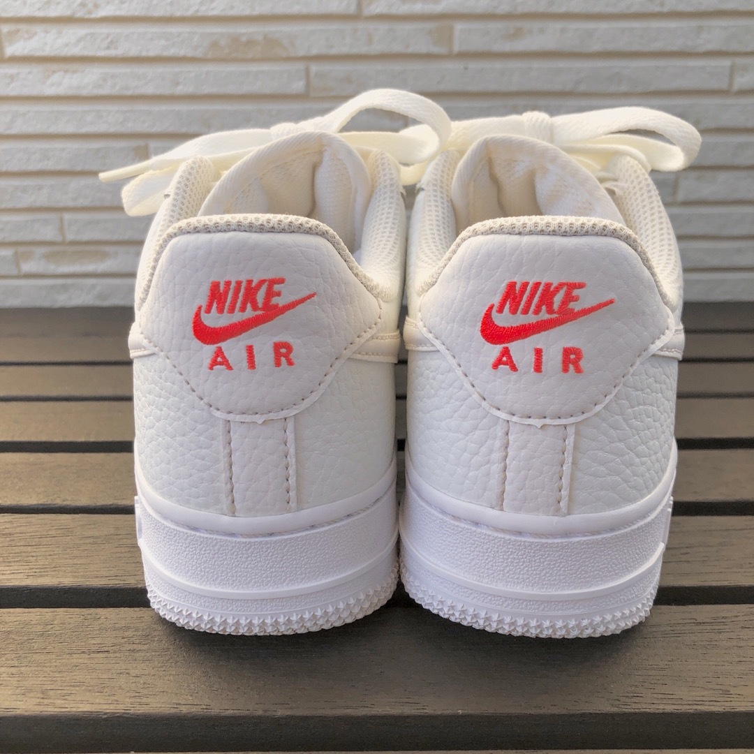 美品 NIKE WMNS AIR FORCE 1 ESS ナイキ エアフォース