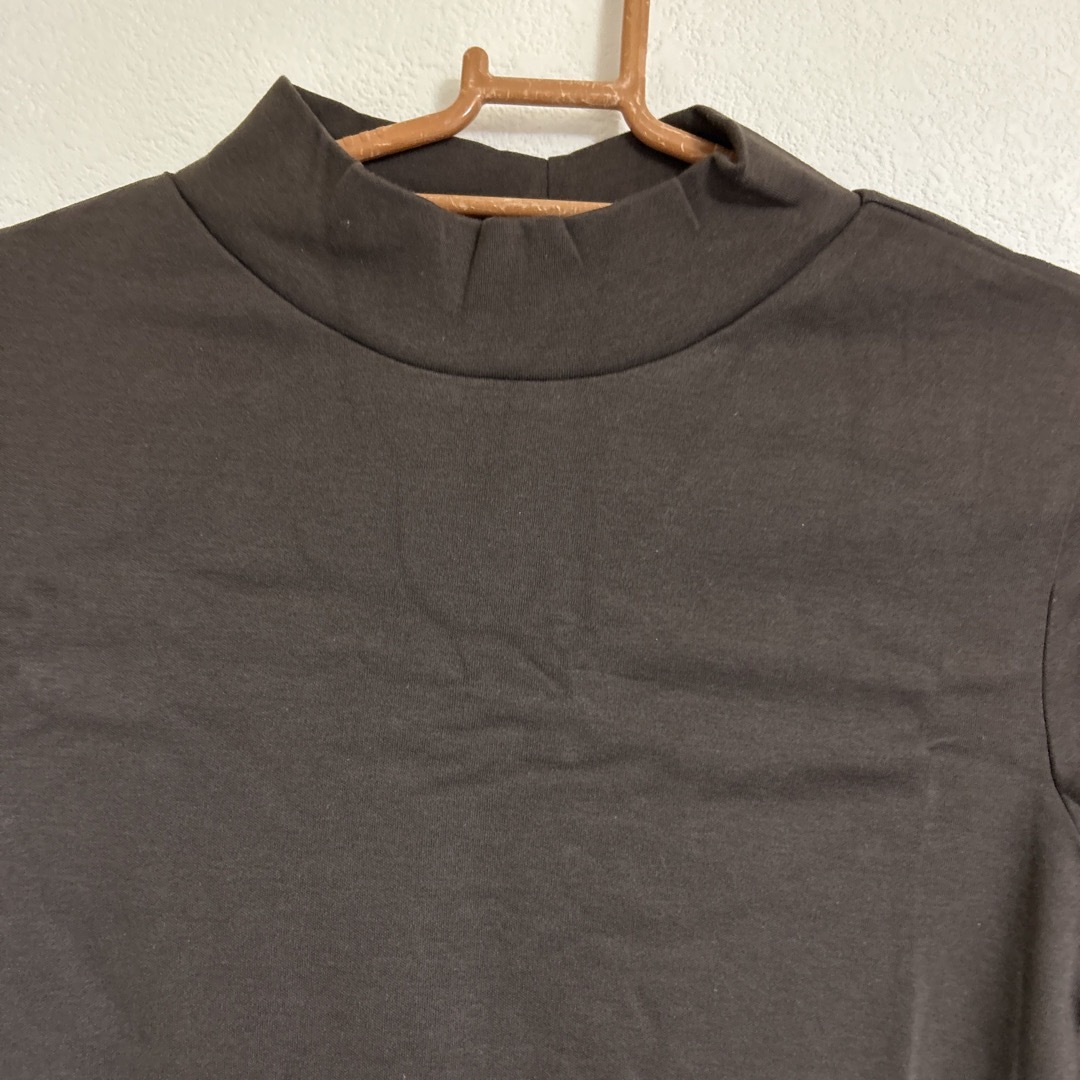 ハイネック Tシャツ  ブラウン レディースのトップス(Tシャツ(長袖/七分))の商品写真