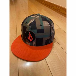 ボルコム(volcom)の【試着のみ】VOLCOM CAP Frex Fit レア物　サイズSM(キャップ)