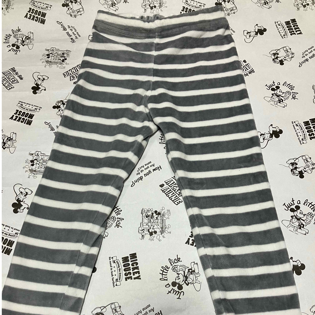 【おはなばたけ様 専用】ベロア パジャマ 110cm キッズ/ベビー/マタニティのキッズ服女の子用(90cm~)(パジャマ)の商品写真