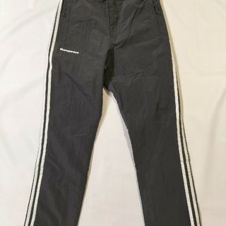 オリジナルス(Originals（adidas）)の新品　アディダスオリジナルス　Humanrace　PW シェル　ナイロン パンツ(その他)