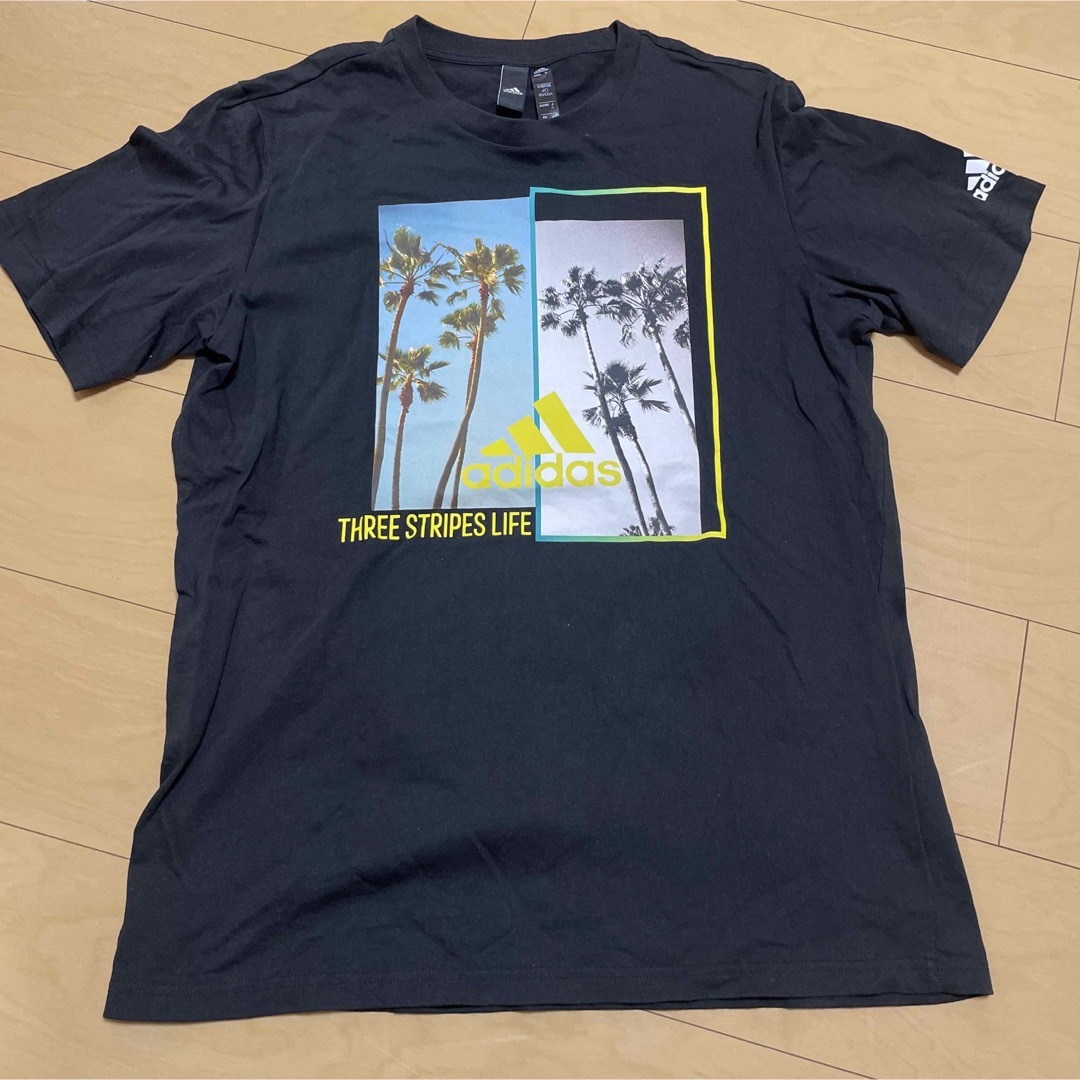 adidas(アディダス)のアディダス　黒Tシャツ　XLサイズ メンズのトップス(Tシャツ/カットソー(半袖/袖なし))の商品写真