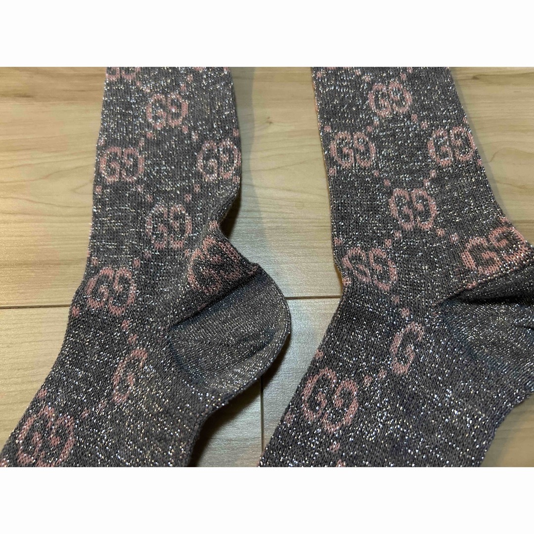 Gucci(グッチ)のGUCCI グッチ ラメ ファブリックGG ソックス 靴下 レディースのレッグウェア(ソックス)の商品写真