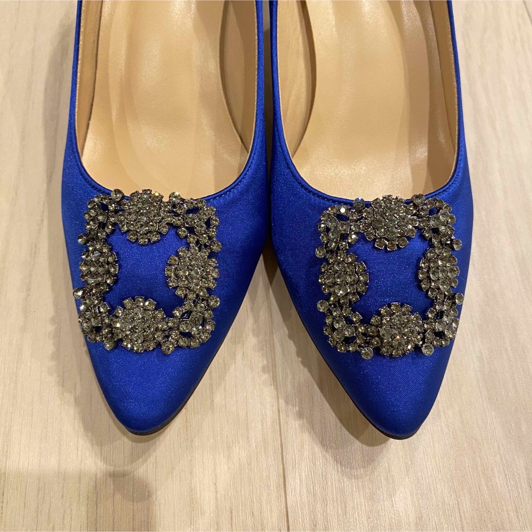 MANOLO BLAHNIK(マノロブラニク)のパンプス　マノロブラニク　ハンギシ風　ピンヒール レディースの靴/シューズ(ハイヒール/パンプス)の商品写真