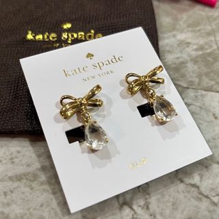 ケイトスペードニューヨーク(kate spade new york)のケイトスペード　イヤリング　リボン(イヤリング)