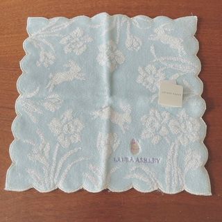 ローラアシュレイ(LAURA ASHLEY)の新品未使用!!フワフワで肌触り◎ローラアシュレイ  ハンドタオル(ハンカチ)