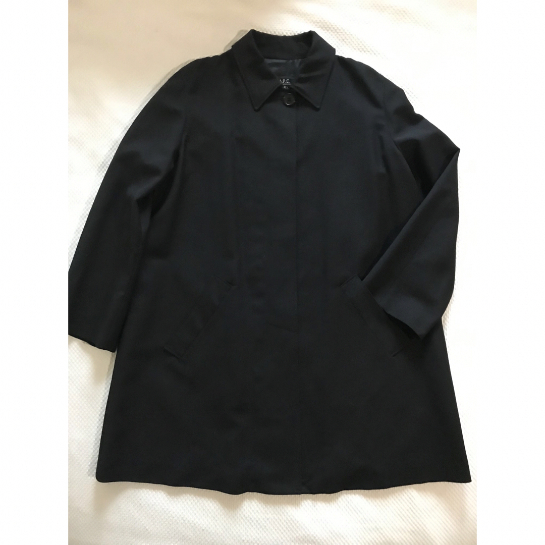 A.P.C(アーペーセー)の【美品】A.P.Cア－ぺ－セ－★ウ－ル100%黒 ステンカラーコ－ト★総裏 レディースのジャケット/アウター(チェスターコート)の商品写真